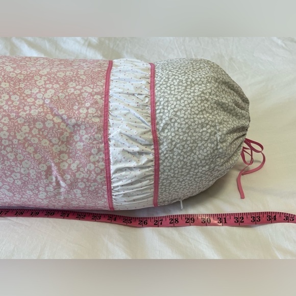 POTTERY BARN KIDS NECK ROLL PILLOW WHITE PINK | Daisies | Large Body Pillow - Picture 4 of 8